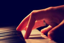 弃将埃兰加一条龙破门 曼联本季英超两度受困森林.